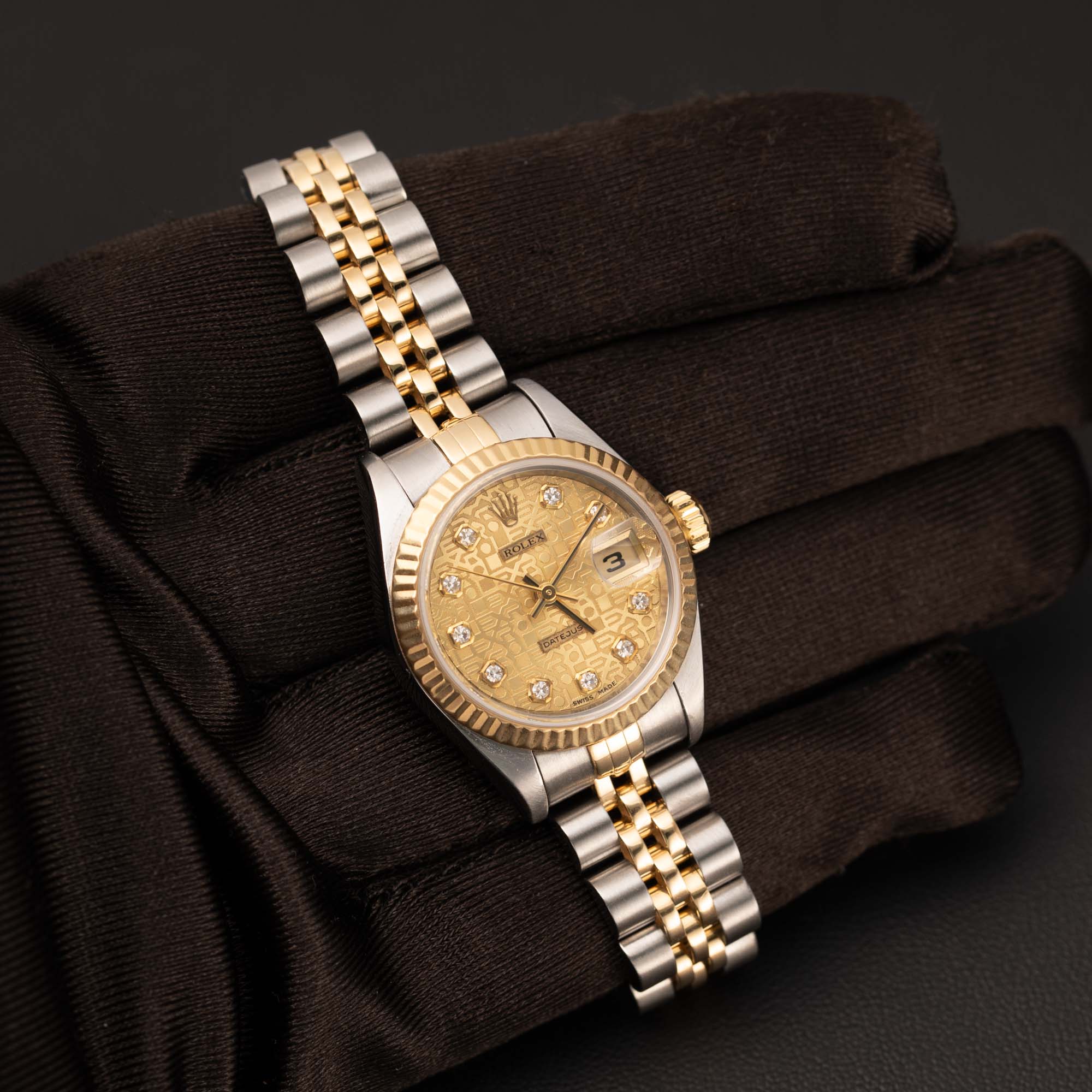 Rolex Datejust 79173 Fluted Bezel Watch 26mm Two-Tone  display picture 3
